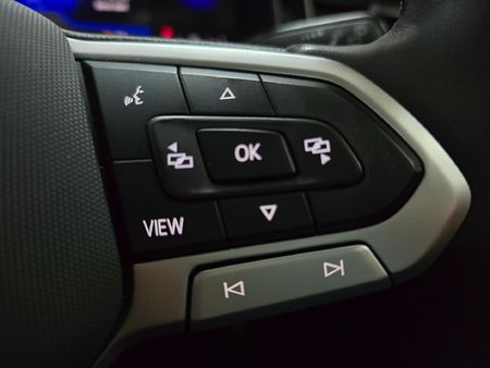 2026-Volkswagen-Polo-10-TSI-Life-Auto-DSG_12