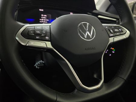 2026-Volkswagen-Polo-10-TSI-Life-Auto-DSG_13
