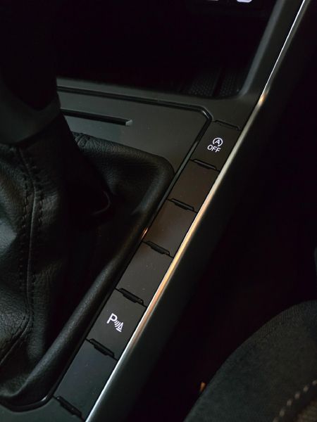 2026-Volkswagen-Polo-10-TSI-Life-Auto-DSG_16