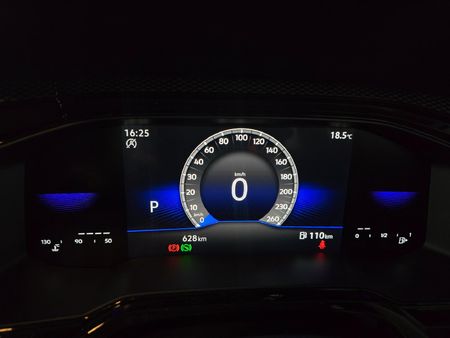 2026-Volkswagen-Polo-10-TSI-Life-Auto-DSG_19