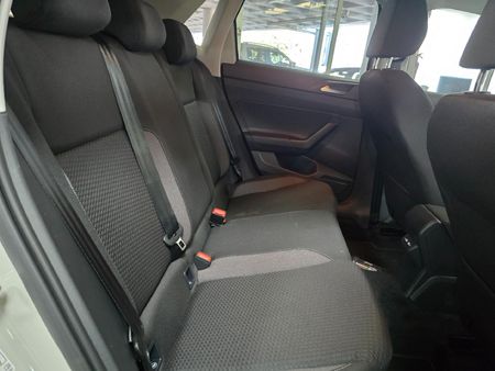 2026-Volkswagen-Polo-10-TSI-Life-Auto-DSG_3