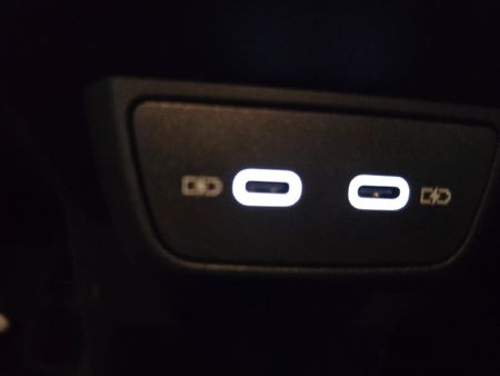2026-Volkswagen-Polo-10-TSI-Life-Auto-DSG_4