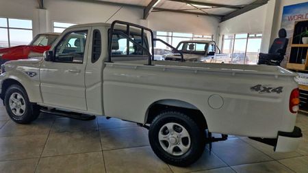 2026-Mahindra-Pik-Up-22-mHawk-S6-4x4-Single-Cab_3