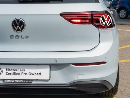 2025-Volkswagen-Golf-14-TSI-Life-Auto-110kw_9