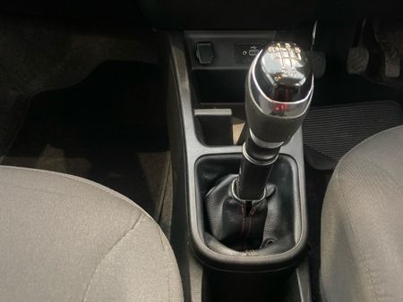 2021-Renault-Kwid-10-Techno_16