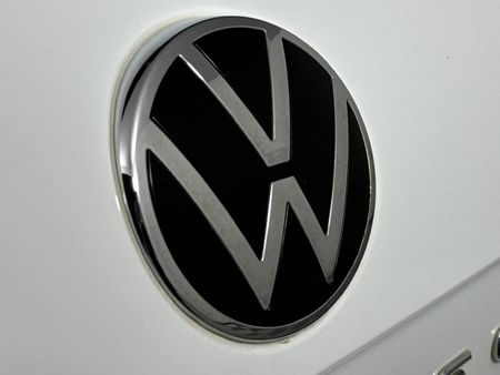 2022-Volkswagen-Touareg-30-TDI-V6-Luxury_12