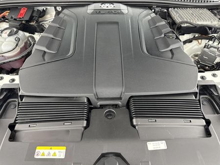 2022-Volkswagen-Touareg-30-TDI-V6-Luxury_16