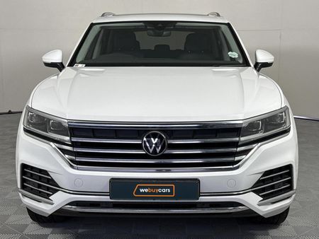 2022-Volkswagen-Touareg-30-TDI-V6-Luxury_1
