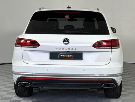2022-Volkswagen-Touareg-30-TDI-V6-Luxury_4