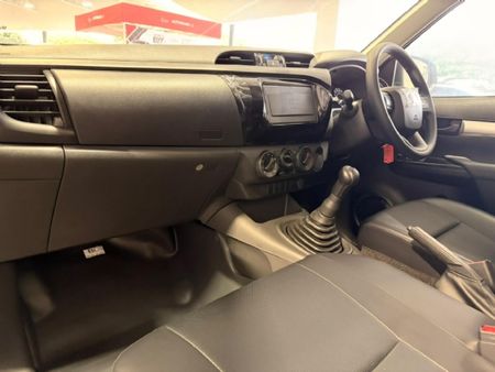 2026-Toyota-Hilux-20-VVTi-Single-Cab_8