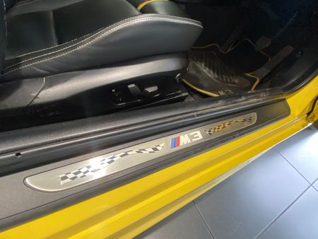 2009-BMW-M3-Competition-Auto_11