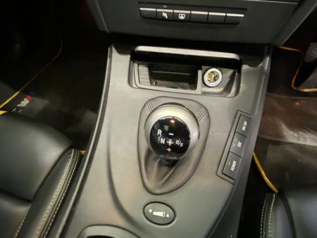 2009-BMW-M3-Competition-Auto_13