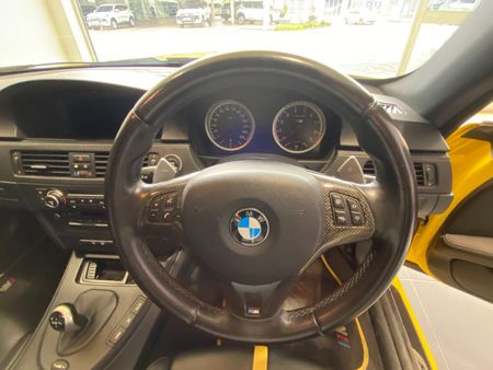 2009-BMW-M3-Competition-Auto_17