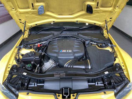 2009-BMW-M3-Competition-Auto_20
