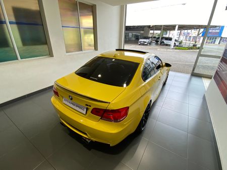 2009-BMW-M3-Competition-Auto_22