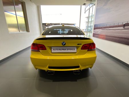 2009-BMW-M3-Competition-Auto_26