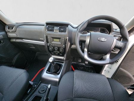 2026-Mahindra-Pik-Up-22-mHawk-S6-4x4-Single-Cab_16