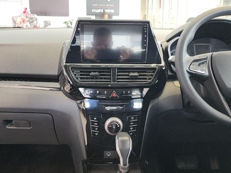 2026-Mahindra-XUV-3XO-12T-MX2-Auto_19