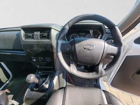 2026-Mahindra-Pik-Up-22-mHawk-S4-4x4-Single-Cab_13