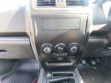 2026-Mahindra-Pik-Up-22-mHawk-S4-4x4-Single-Cab_18