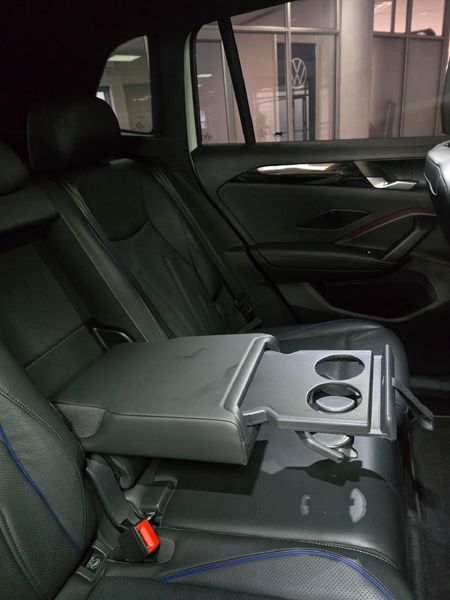 2024-Volkswagen-Tiguan-14TSI-R-Line_11