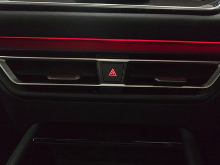 2024-Volkswagen-Tiguan-14TSI-R-Line_19