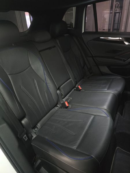 2024-Volkswagen-Tiguan-14TSI-R-Line_8