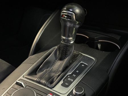 2016-Audi-A3-Sportback-14-TFSI-Auto_11