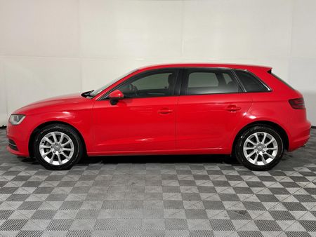 2016-Audi-A3-Sportback-14-TFSI-Auto_5