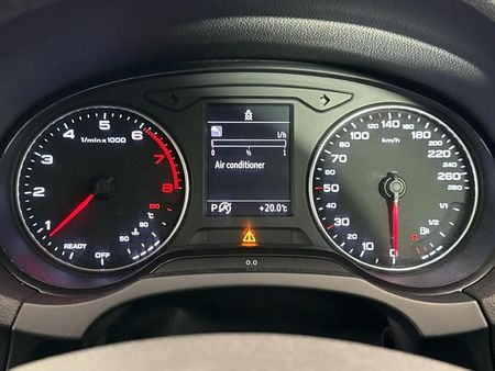 2016-Audi-A3-Sportback-14-TFSI-Auto_7