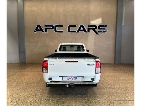 2023-Toyota-Hilux-20-VVTi-Single-Cab_4
