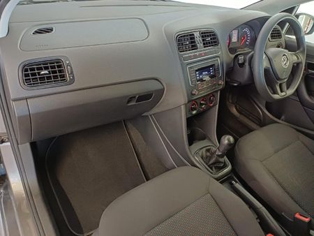 2023-Volkswagen-Polo-Vivo-14-Trendline-5-dr_19
