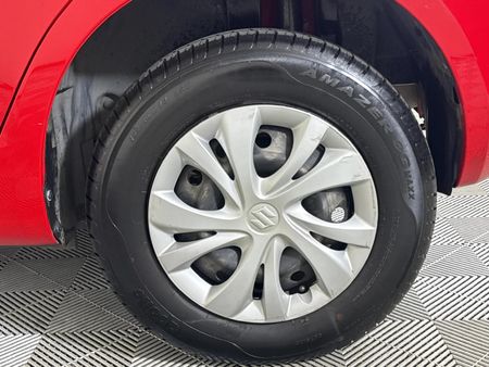 2016-Suzuki-Swift-12-GL_18