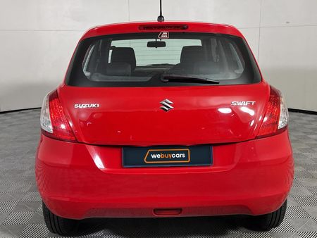 2016-Suzuki-Swift-12-GL_4