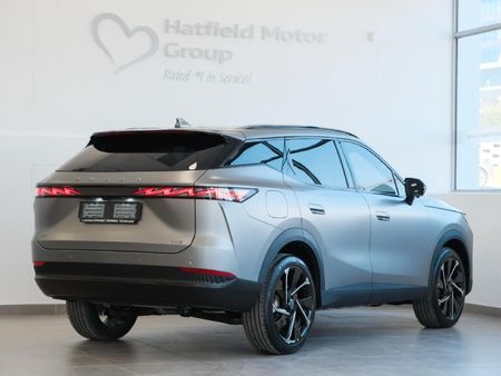 2026-Omoda-C7-15T-SHS-DHT-Phev_22