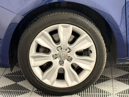 2014-Audi-A1-Sportback-14-TFSI-Ambition_16