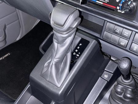 2025-Toyota-Land-Cruiser-79-28-GD-6-Auto-Double-Cab_11