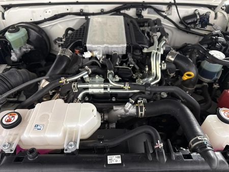 2025-Toyota-Land-Cruiser-79-28-GD-6-Auto-Double-Cab_14