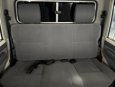 2025-Toyota-Land-Cruiser-79-28-GD-6-Auto-Double-Cab_8