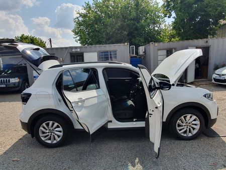 2021-Volkswagen-T-Cross-VW-T-CROSS-10-AUTO-2021_11