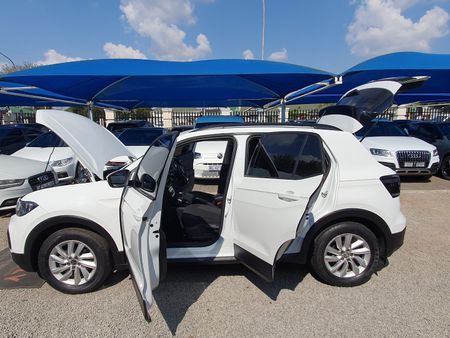 2021-Volkswagen-T-Cross-VW-T-CROSS-10-AUTO-2021_13