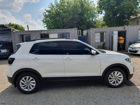 2021-Volkswagen-T-Cross-VW-T-CROSS-10-AUTO-2021_4