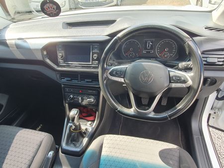 2021-Volkswagen-T-Cross-VW-T-CROSS-10-AUTO-2021_8
