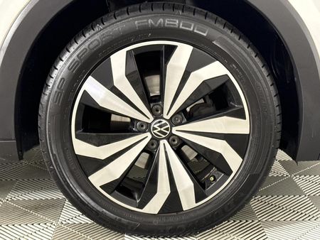 2020-Volkswagen-T-Cross-10-TSI-Comfortline_16