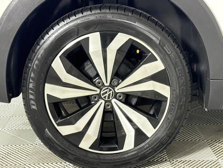 2020-Volkswagen-T-Cross-10-TSI-Comfortline_18