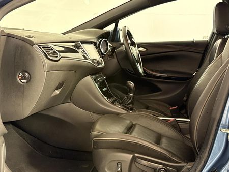 2016-Opel-Astra-16T-Sport-5-dr_9