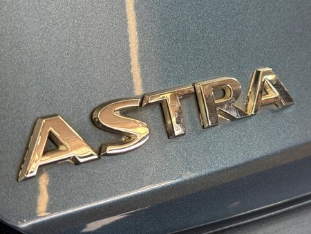 2016-Opel-Astra-16T-Sport-5-dr_12