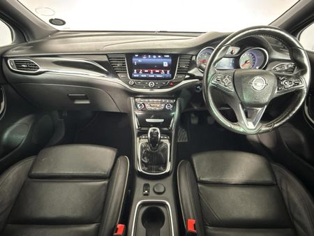 2016-Opel-Astra-16T-Sport-5-dr_6