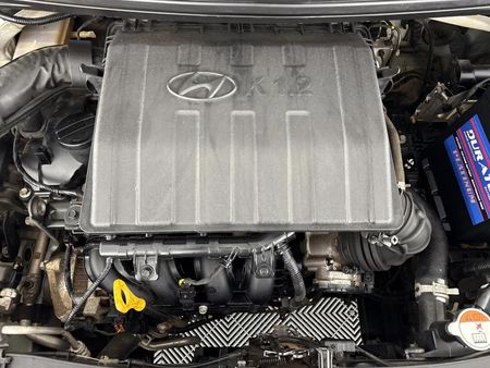 2016-Hyundai-Grand-i10-125-Fluid_13