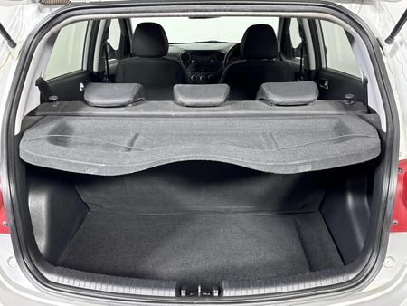 2016-Hyundai-Grand-i10-125-Fluid_14